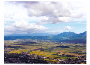 初秋の阿蘇盆地