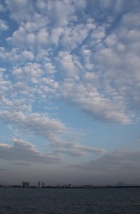 雲ながれる