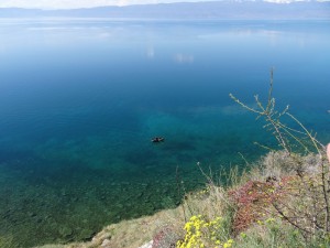 早春のオフリド湖