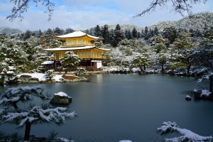 金閣雪化粧