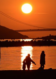 中村　光三　冬の須磨海岸