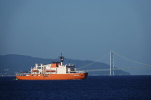 南極観測船 しらせ